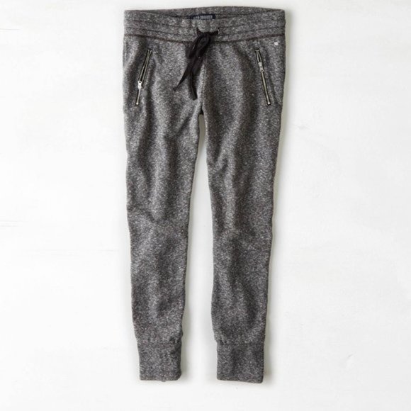 American Eagle Heather Gray Zip Pocket Jogger Pant - Picture 2 of 8